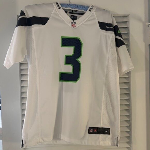 Nike On Field NWT Nostalgic Seahawks Russell Wilson #3 Jersey.  Youth L 14/16 - Picture 1 of 3